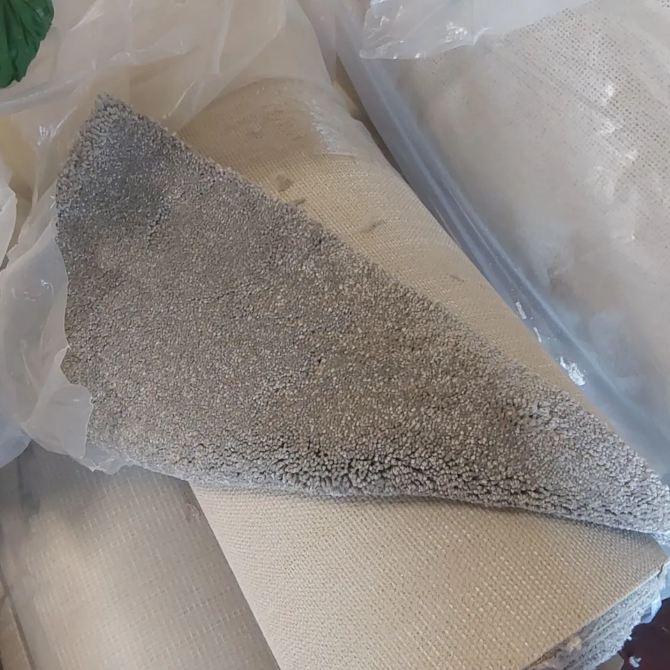 ROLL OF QUALITY FIRST IMPRESSIONS VISION CARPET - APPROXIMATELY 3.95 x 4m