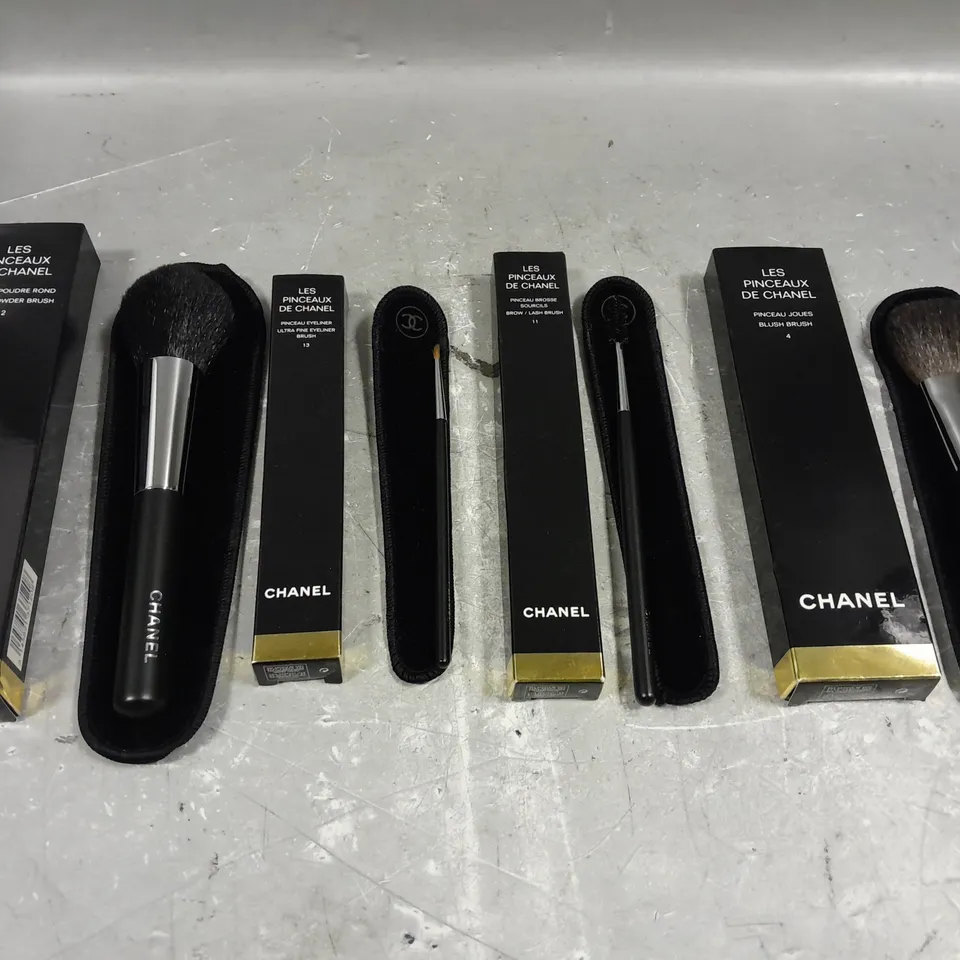 LOT OF 4 CHANEL ASSORTED MAKE UP BRUSHES