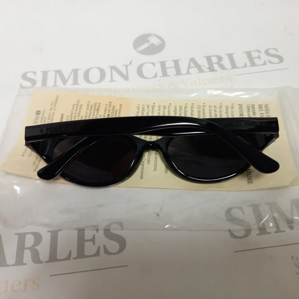 APPROXIMATELY 10 DIERRE STING SUNGLASSES - BOXED