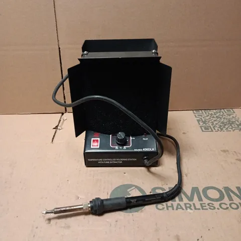 XYTRONIC SOLMAX 456DLX TEMPERATURE CONTROLLED SOLDERING STATION WITH FUME EXTRACTOR