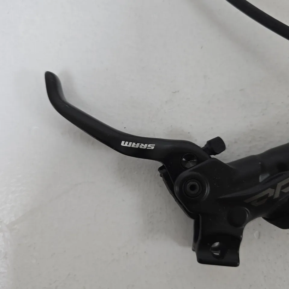 SRAM HYDRAULIC DISC BRAKE LEVERS WITH HOSES – PAIR