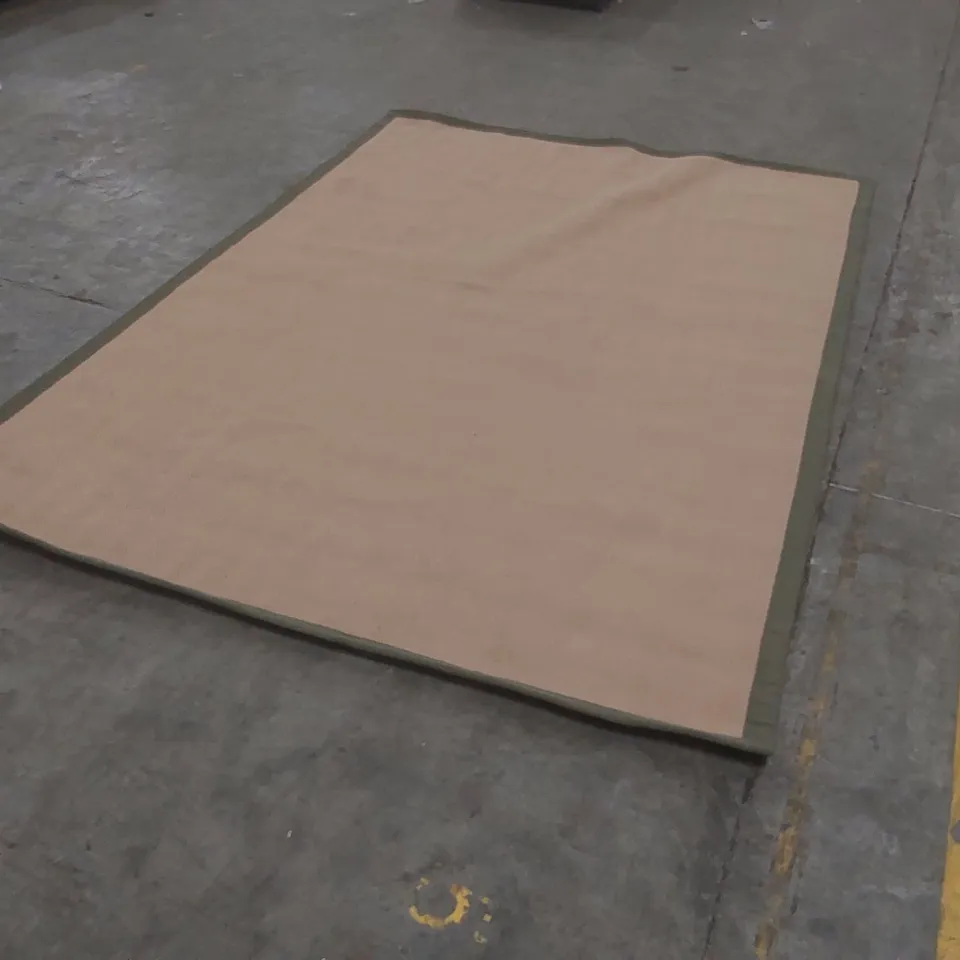 QUALITY DESIGNER AREA RUG - APPROXIMATELY 285 x 200cm