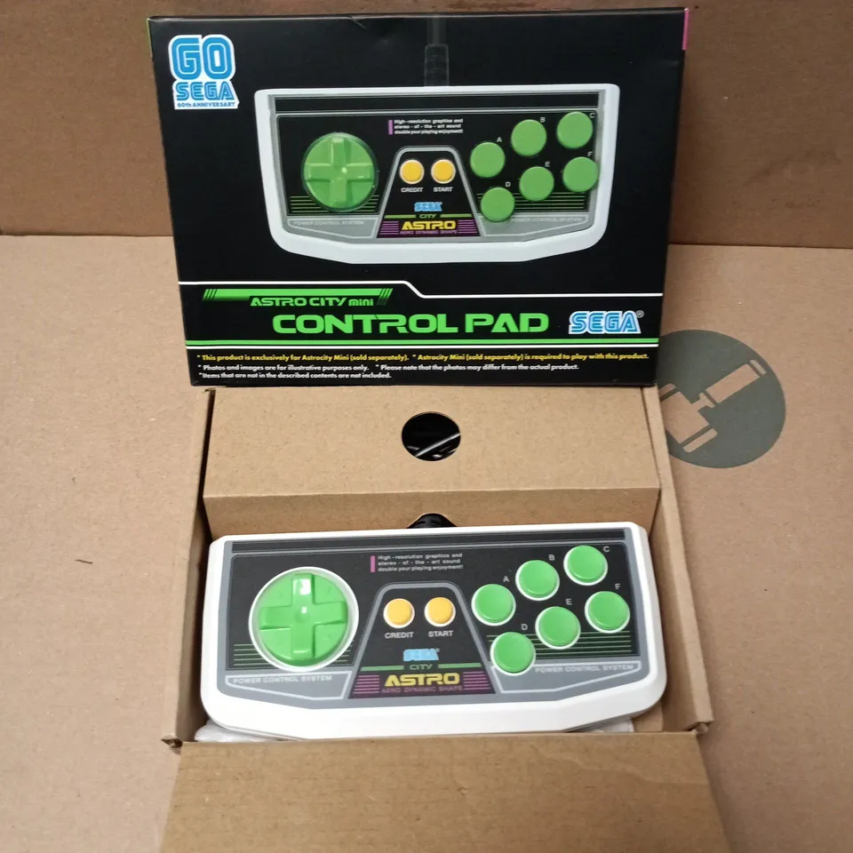 BOXED SEGA ASTRO CITY MINI CONTROL PAD 