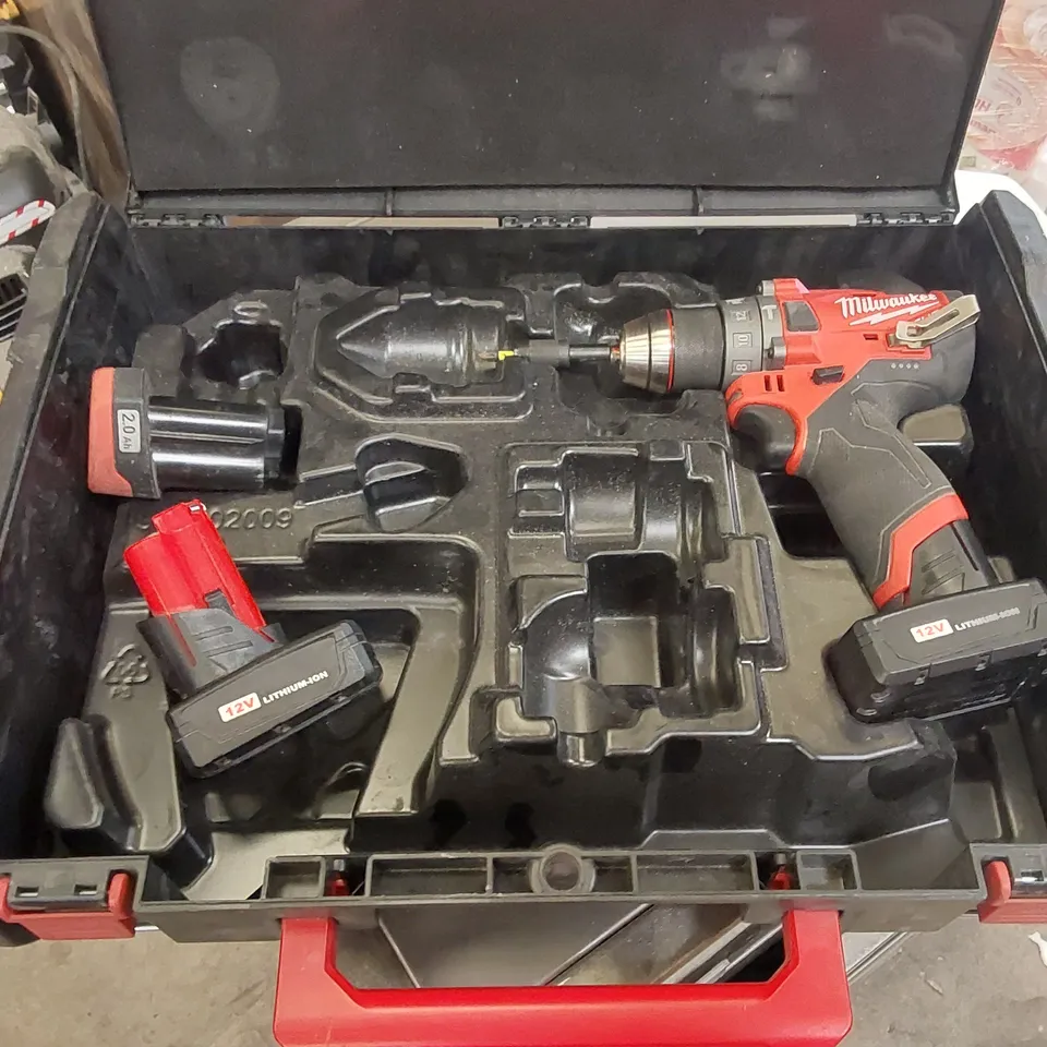 MILWAUKEE M12 FPD DRILL