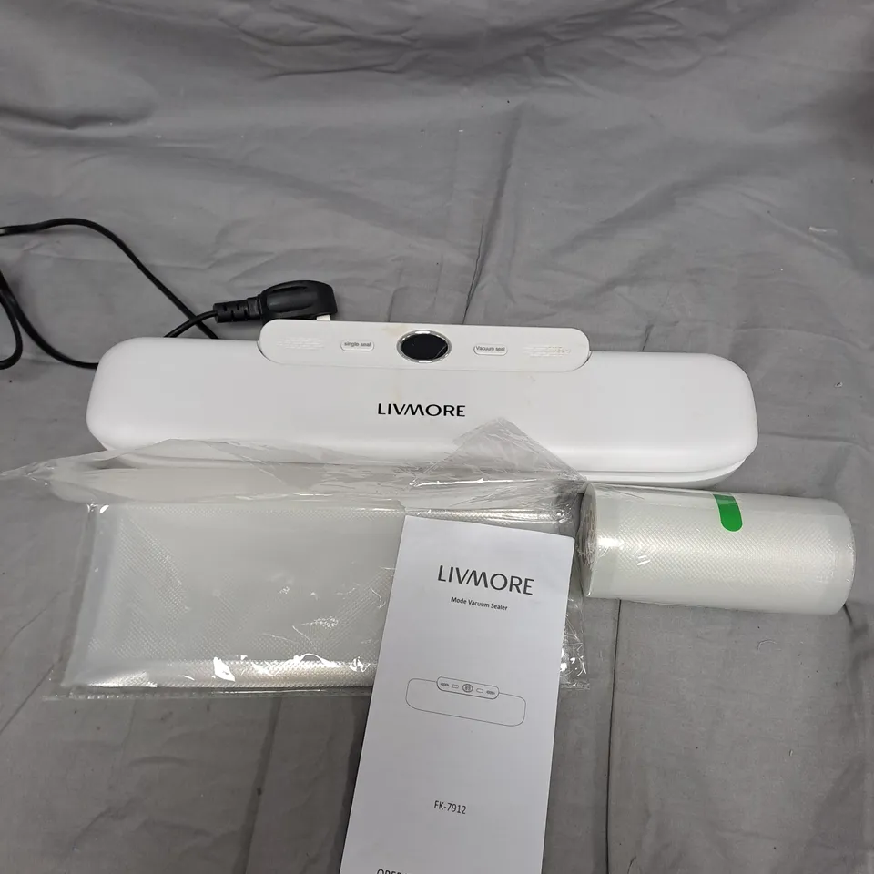 LIVMORE VACUUM SEALER – FRESH MATE DUAL-MODE, BOXED WITH BAGS AND MANUAL