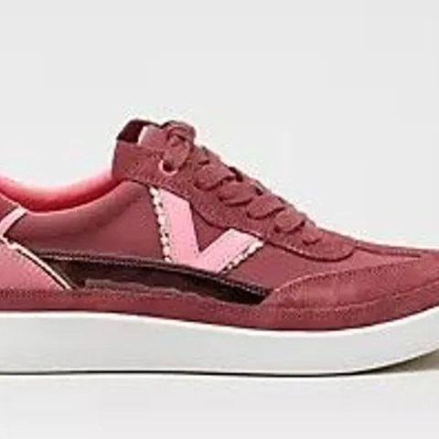 VIONIC ESSENCE MYLIE TRAINER BURGUNDY SIZE 5.5