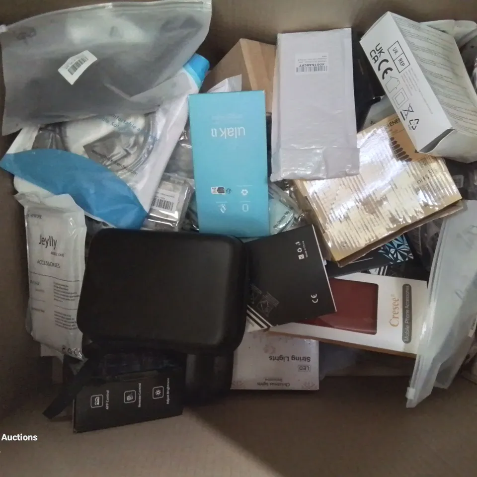 BOX CONTAINING LARGE AMOUNT OF MIXED BOXED ELECTRICAL ITEMS PHONE ACCESSORIES LIGHTING ETC.