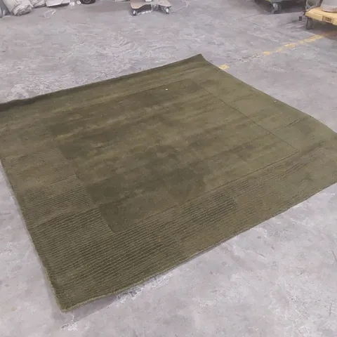 QUALITY DESIGNER AREA RUG - APPROXIMATELY 205 x 195cm