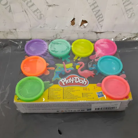 APPROXIMATELY 8 PLAY-DOH RAINBOW PACK TUBS