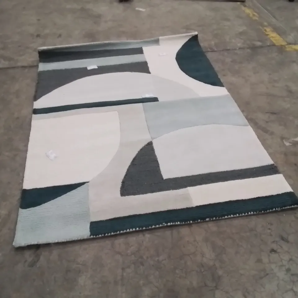 QUALITY DESIGNER AREA RUG - APPROXIMATELY 170X120CM