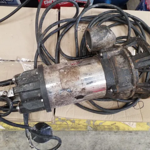 CLARKE HSEC650A 2" 665W 290LPM 9.5M HEAD INDUSTRIAL SUBMERSIBLE DIRTY WATER CUTTER PUMP WITH FLOAT SWITCH (230V)
