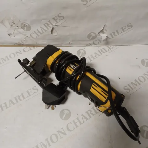 JOBSITE MINI-SCROLL SAW 