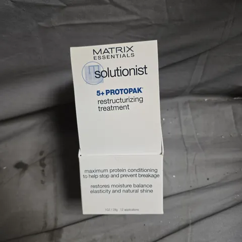 APPROXIMATELY 12 X MATRIX ESSENTIALS SOLUTIONIST 5+ PROTOPAK RESTRUCTURIZING TREATMENT