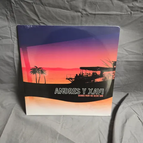 ANDRES Y XAVI – SOUNDS FROM THE SECRET BAR (VINYL LP, HOLLIS RECORDS)