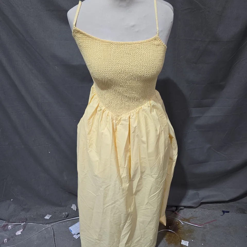 ABERCROMBIE & FITCH YELLOW SMOCKED DRESS, WOMEN'S, UK 2 (XXS)