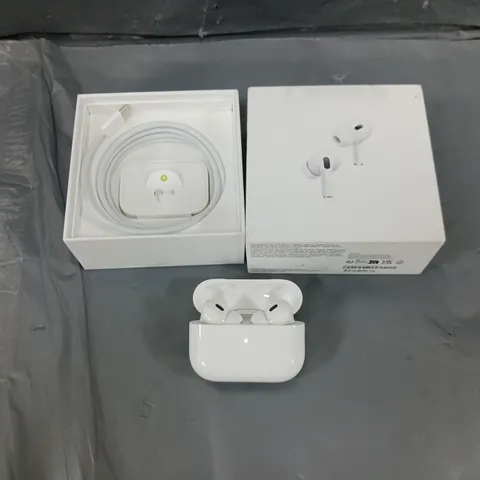 BOXED APPLE AIRPODS 2ND GEN 