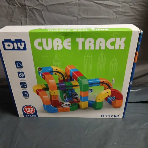 CUBE TRACK DIY BUILDING BLOCK SET – 123 PCS, BOXED