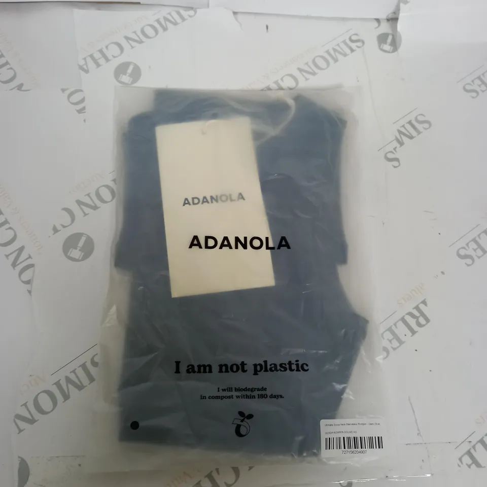 BAGGED ADANOLA ULTIMATE SCOOP NECK SLEEVELESS ROMPER SIZE XS
