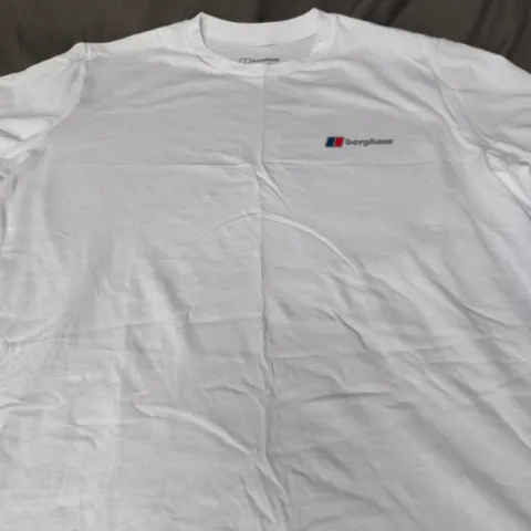 BERGHAUS CLASS LOGO TEE – WHITE UK 2XL