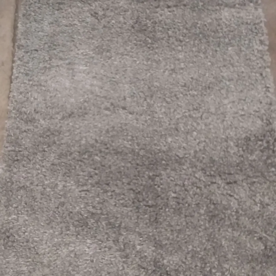 GREY EASY SHAG 2'8"X8'
