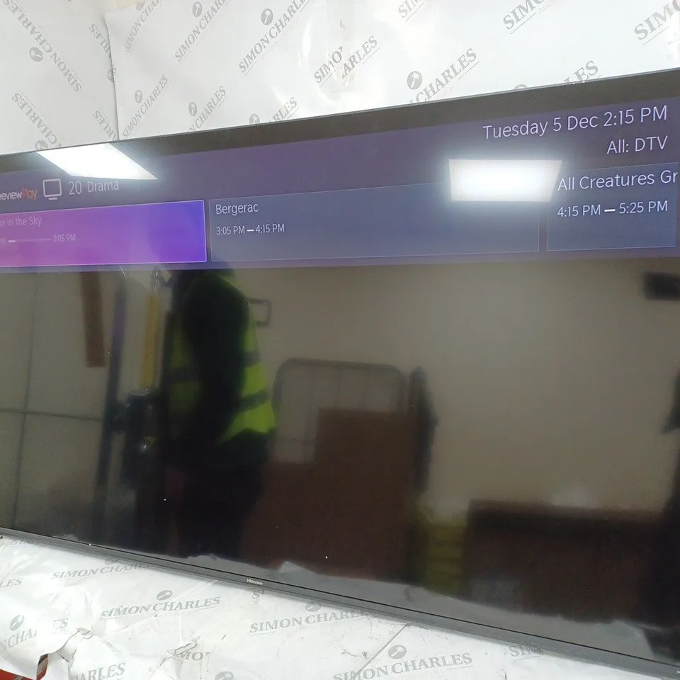 HISENSE SMART TV ULED 4K 55" TV 
