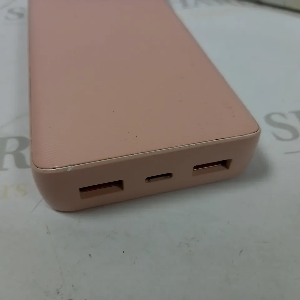 BELKIN BOOST CHARGE POWER BANK - PINK 
