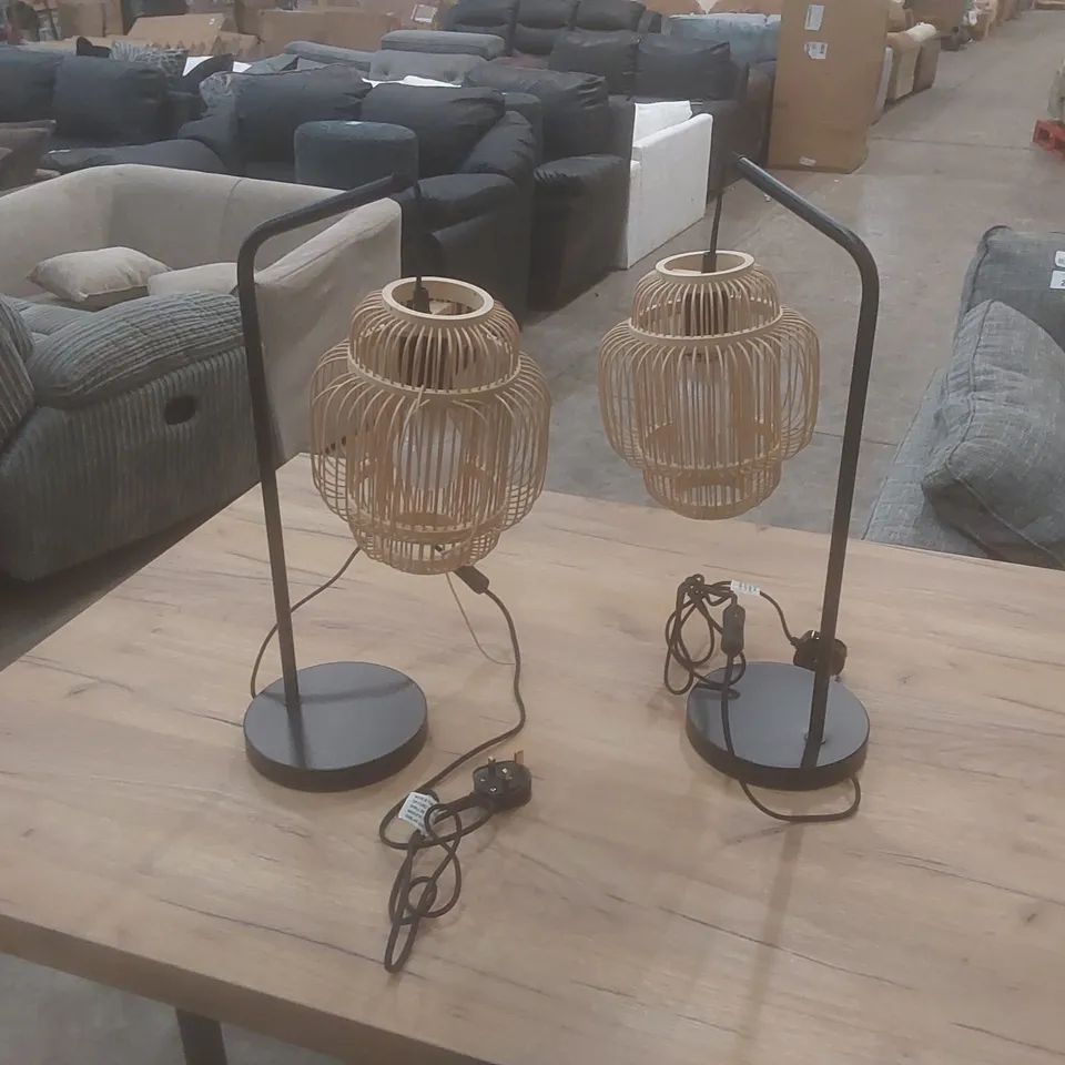 LIGHTING COLLECTION SET OF 2 TABLE LAMPS