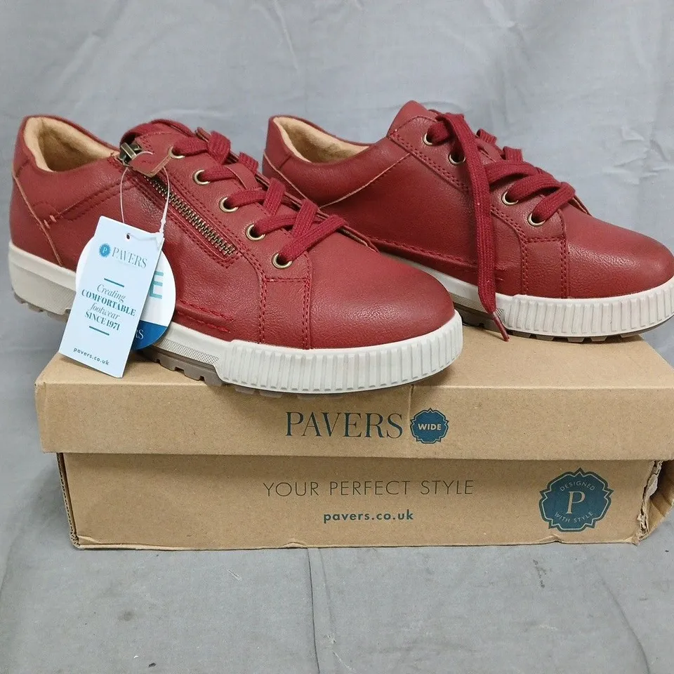 BOXED PAIR OF PAVERS SHOES IN RED SIZE EU 40