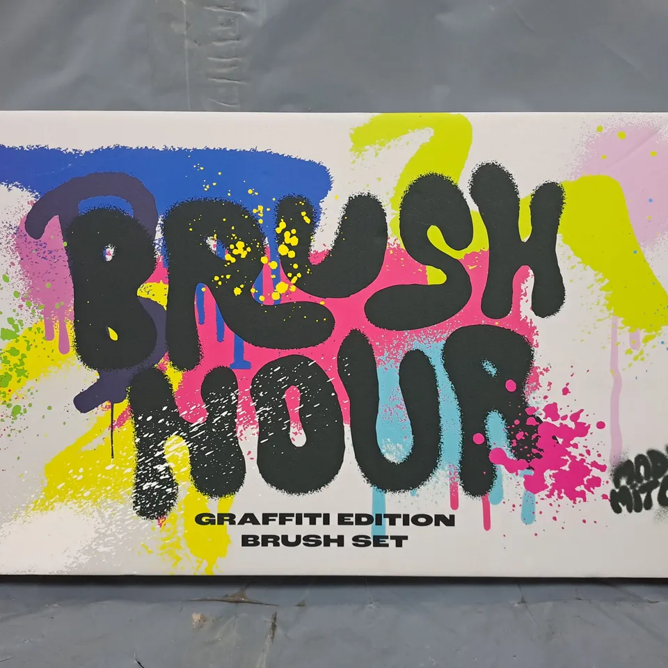 SEALED BRUSH HOUR GRAFFITI EDITION BRUSH SET