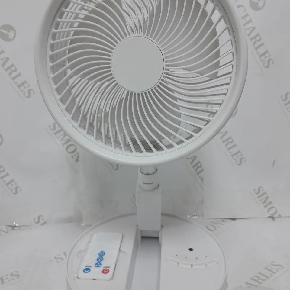 BOXED BELL & HOWELL OSCILLATING FOLDING RECHARGEABLE FAN IN WHITE