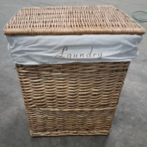 WICKER FABRIC LINED LAUNDRY HAMPER