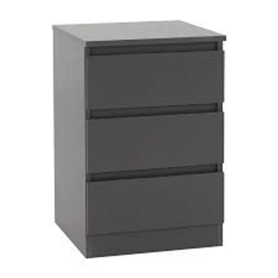 BOXED MALVERN 3 DRAWER BEDSIDE CABINET //GREY