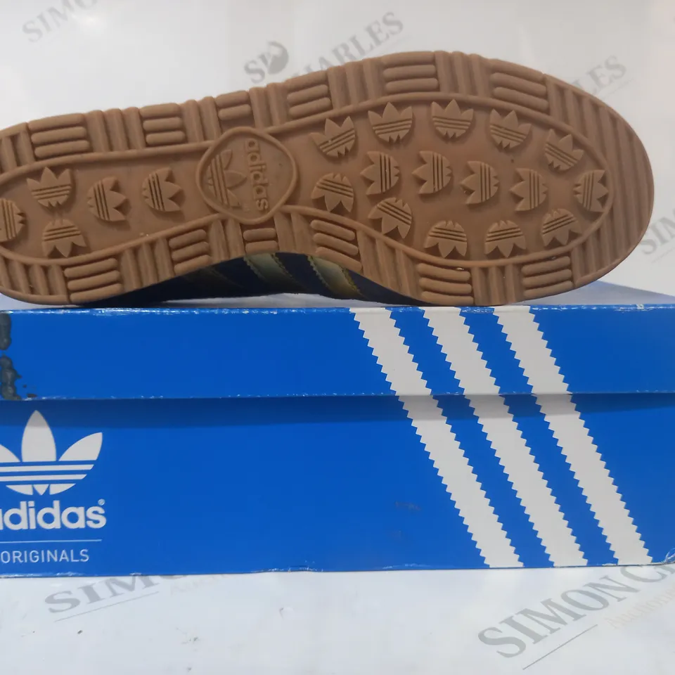 BOXED PAIR OF ADIDAS MILANO SHOES IN BLUE/METALLIC GOLD UK SIZE 8