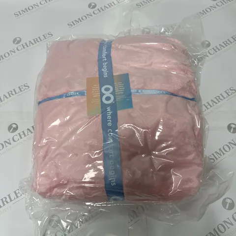 BAGGED THE OODIE FLEECE LINED BLANKET IN PINK 