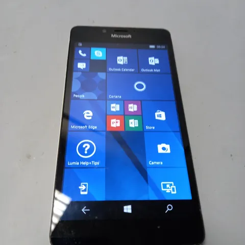 MICROSOFT PURE VIEW 