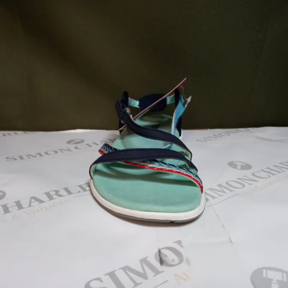REGATTA LADY SANTA ROMA SANDALS SIZE 5