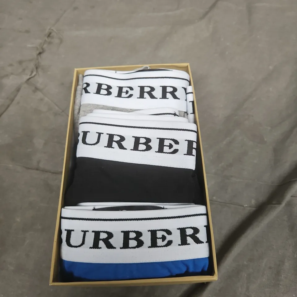 BURBERRY SOCKS GIFT BOX SET – 3 PAIRS (WHITE, BLACK & BLUE)