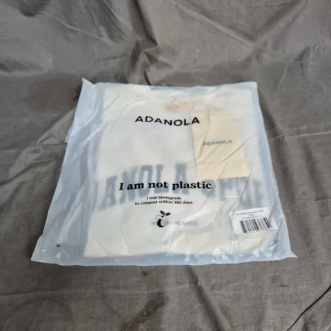 BAGGED ADANOLA OVERSIZED SHORT SLEEVE TSHIRT IN WHITE SIZE XS