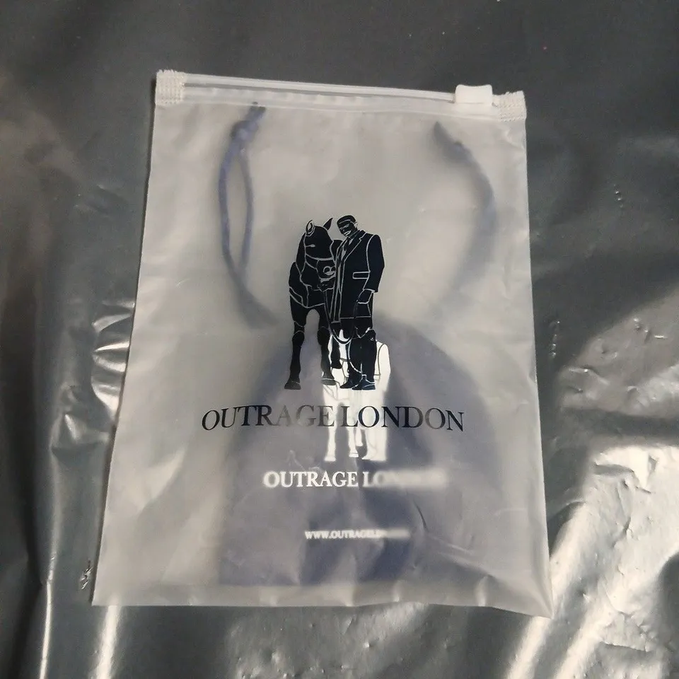 OUTRAGE LONDON GOLD-TONE RECTANGULAR PENDANT NECKLACE ON CHAIN 