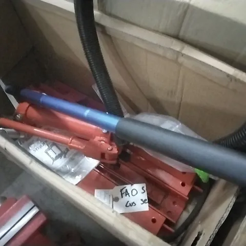 BOXED CLARKE CSA4B 4 TONNE HYDRAULIC BENCH PRESS BACK TO PRODUCT LIST
