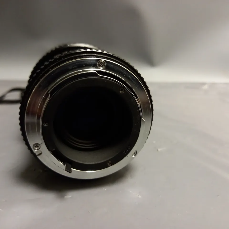 TOKINA 70-210MM 1:4 8423279 CAMERA LENS WITH CARRY CASE