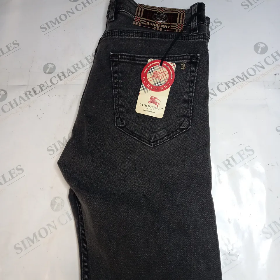 MENS BURBERRY DENIM JEANS SIZE UNSPECIFIED