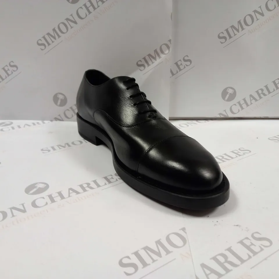 PAIR OF ZARA DRESS SHOES UK SIZE 5