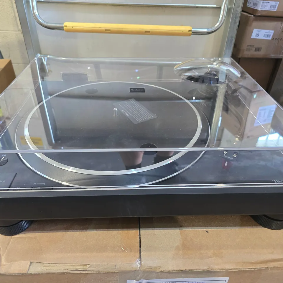 TECHNICS SL-1500C DIRECT DRIVE TURNTABLE - BLACK