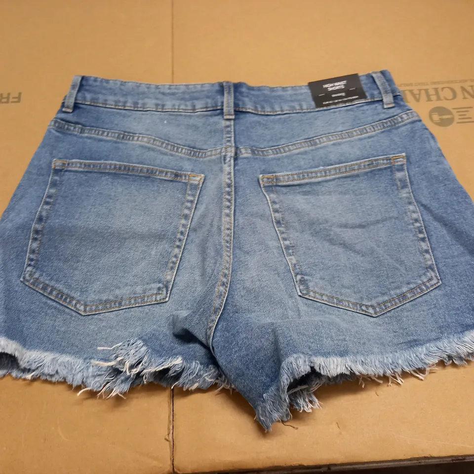 DIVIDED HIGH WAIST SHORTS - UK 14
