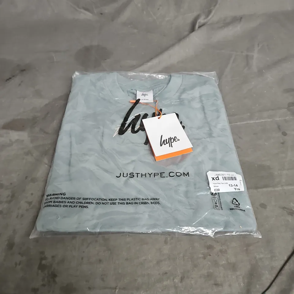 HYPE REGULR TEE IN MOSS SIZE 14YRS
