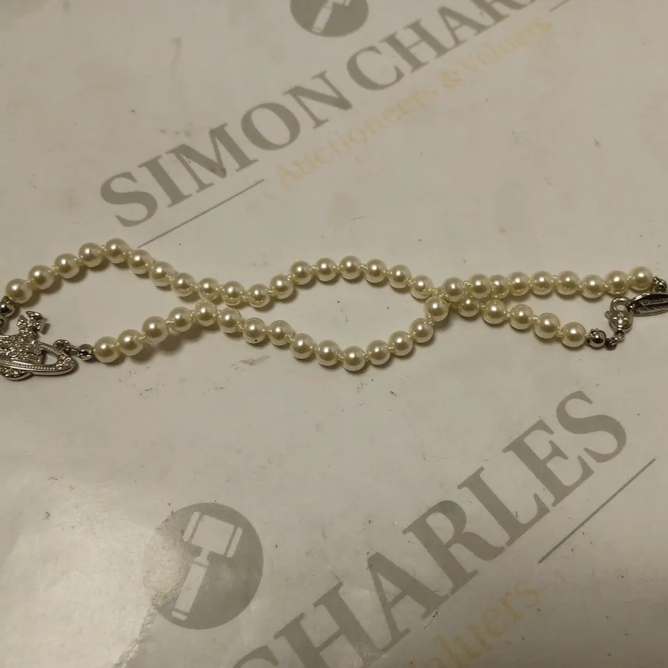 BOXED VIVIENNE WESTWOOD BEADED NECKLACE/BRACELET 