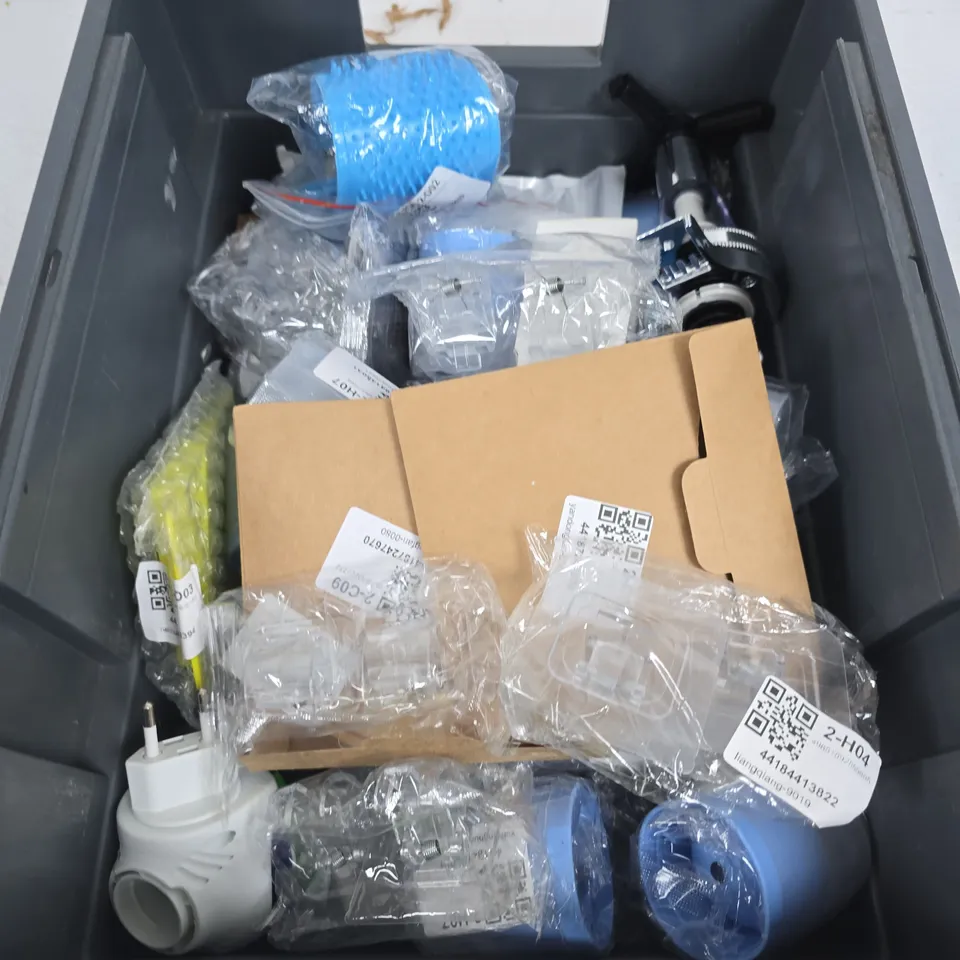 APPROXIMATELY 10 ASSORTED HOUSEHOLD PRODUCTS TO INCLUDE BLU TACK, BOTTLE OPENER, PASSPORT COVER ETC
