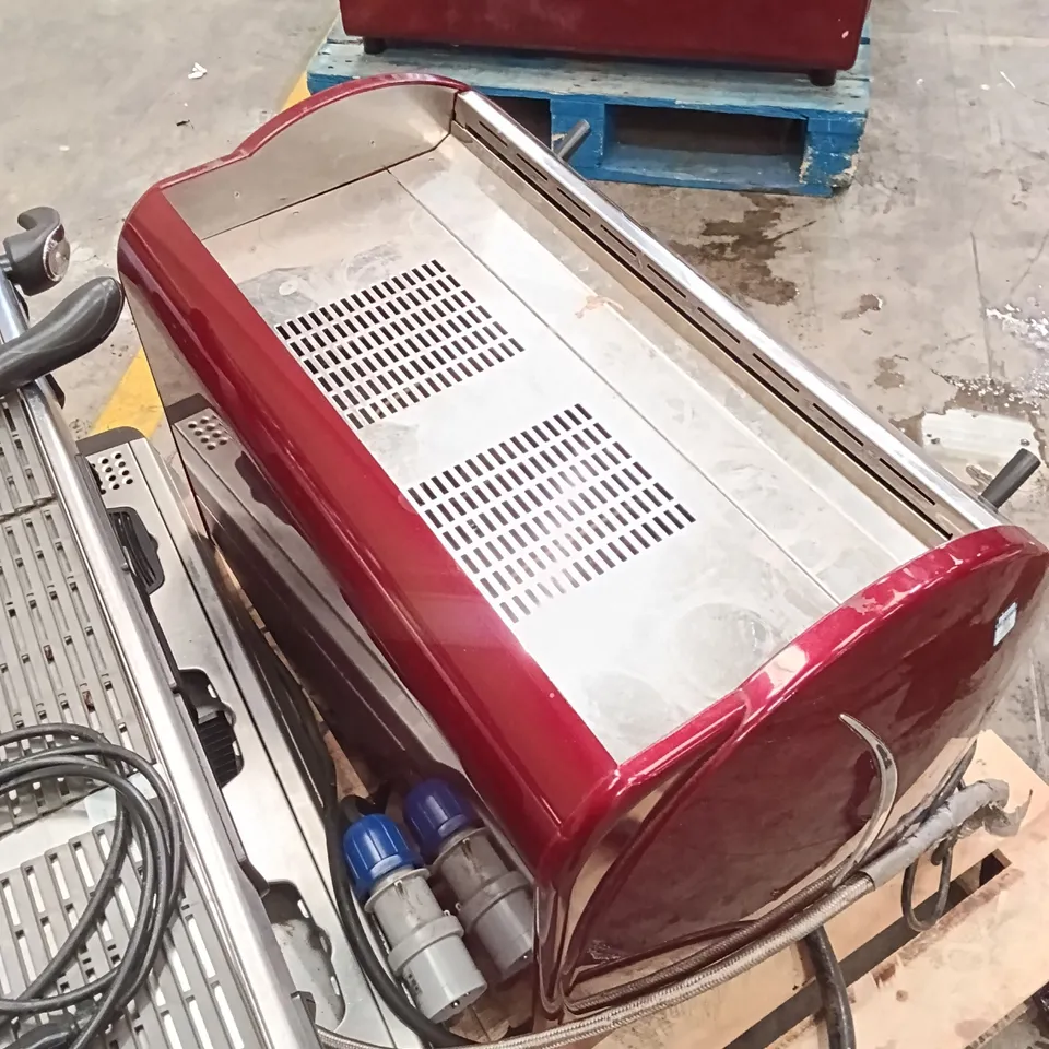 CARIMALI DOUBLE HEAD COFFEE MACHINE