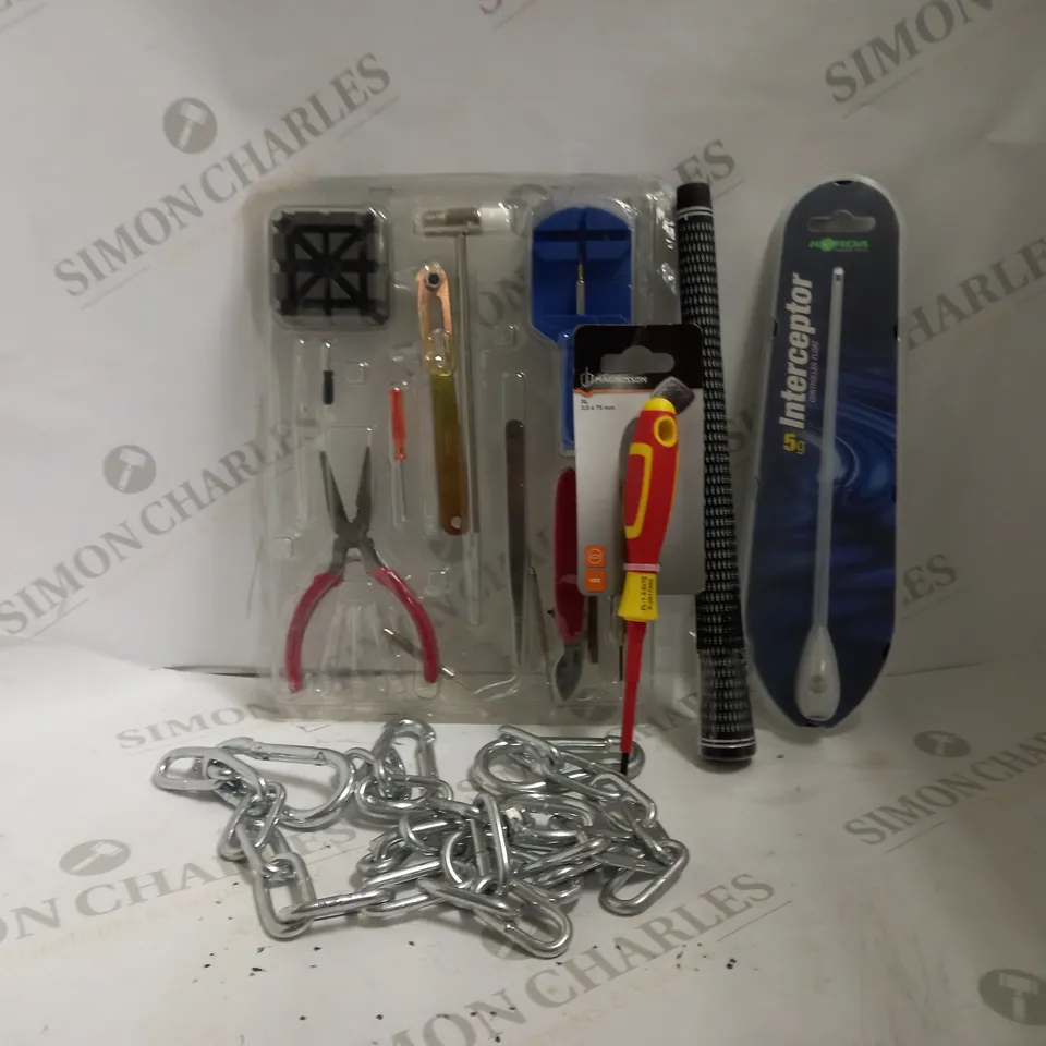 BOX OF APPROX 10 ASSORTED ITEMS TO INCLUDE TOURDRI GOLF CLUB GRIPS, MAGNUSSON SCREWDRIVER AND INTERCEPTOR CONTROLLER FLOAT